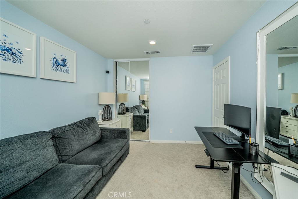 1617 Honeysuckle Place