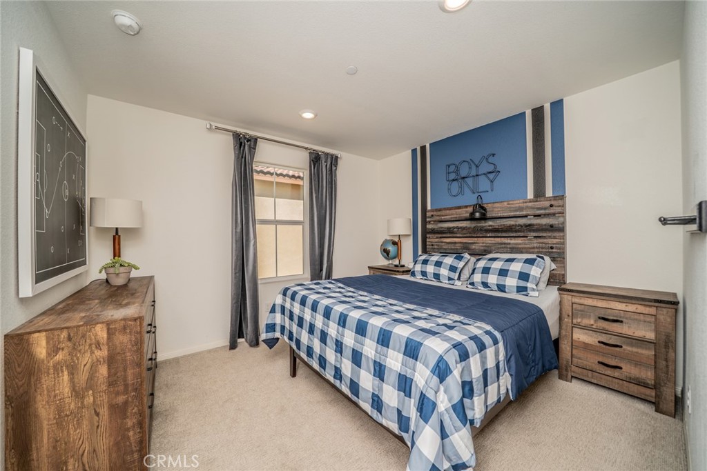 1617 Honeysuckle Place