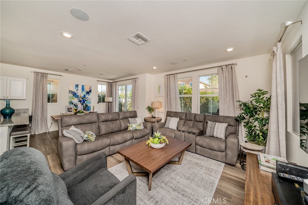 1617 Honeysuckle Place