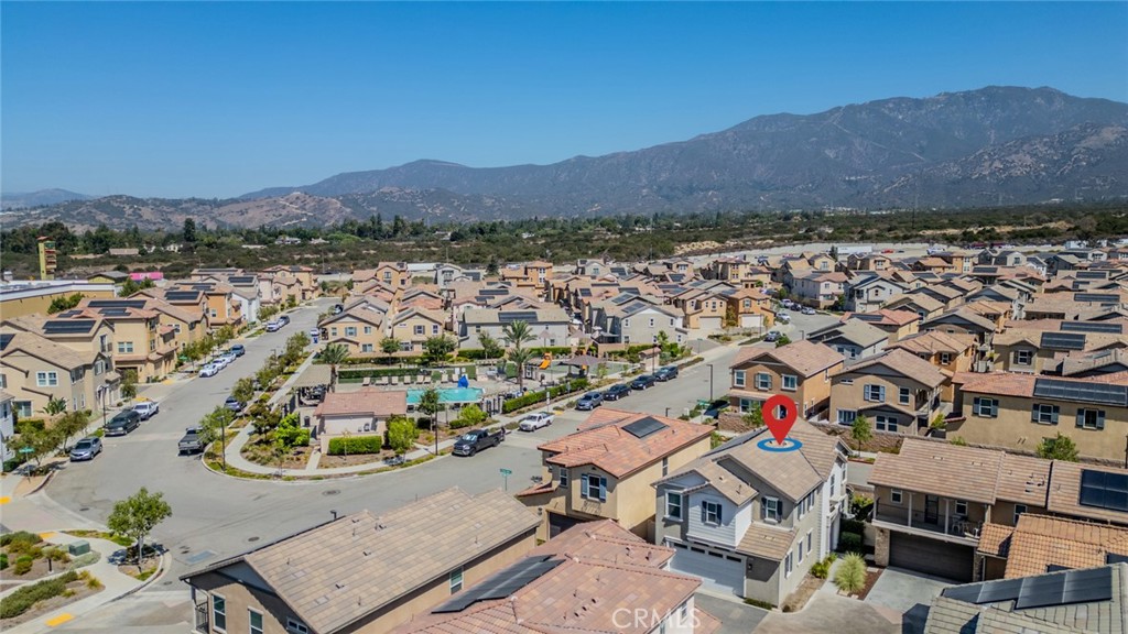 1617 Honeysuckle Place