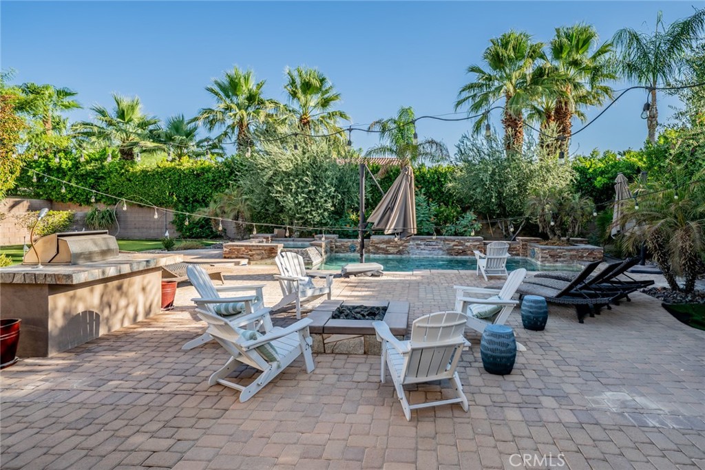 80592 Apricot Lane