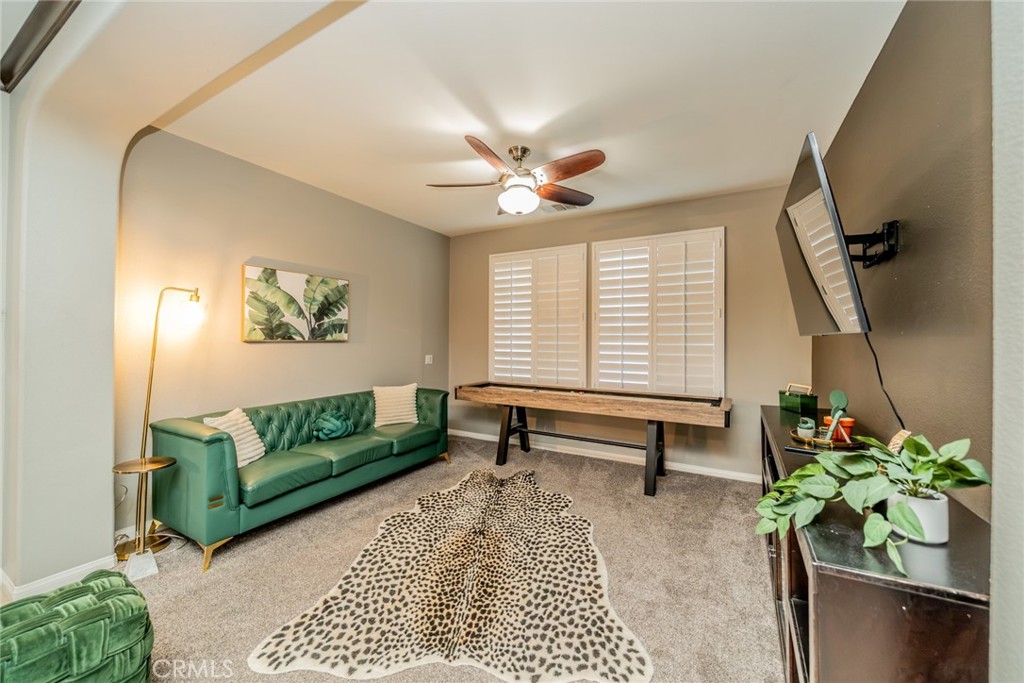 80592 Apricot Lane