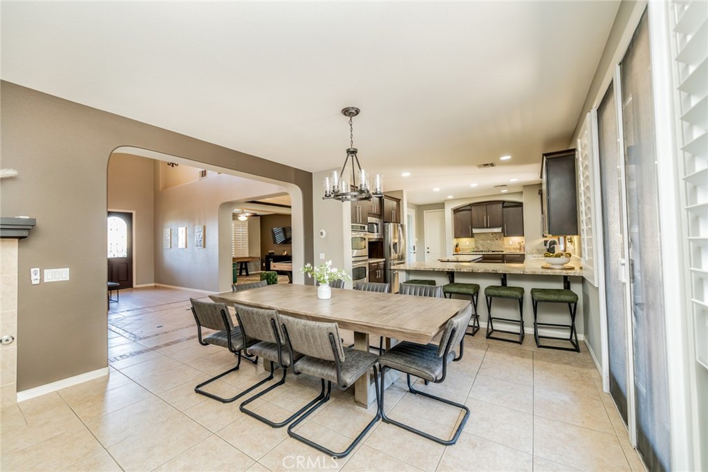 80592 Apricot Lane