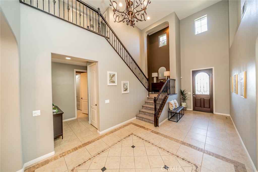 80592 Apricot Lane
