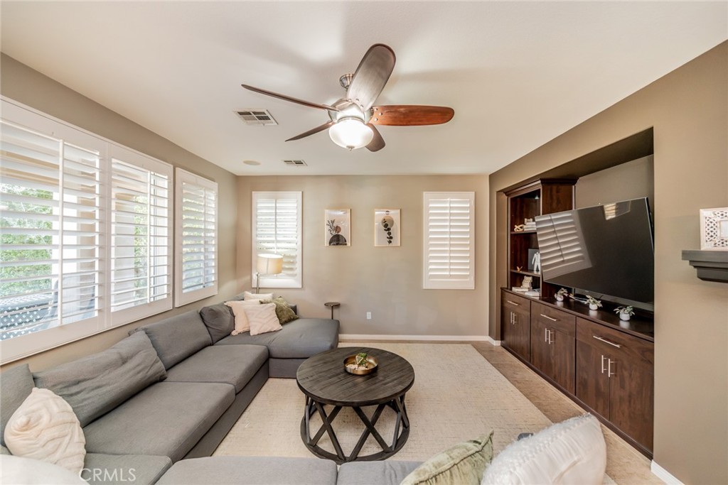 80592 Apricot Lane