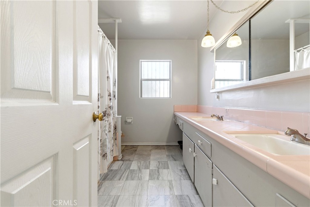 10731 Wright