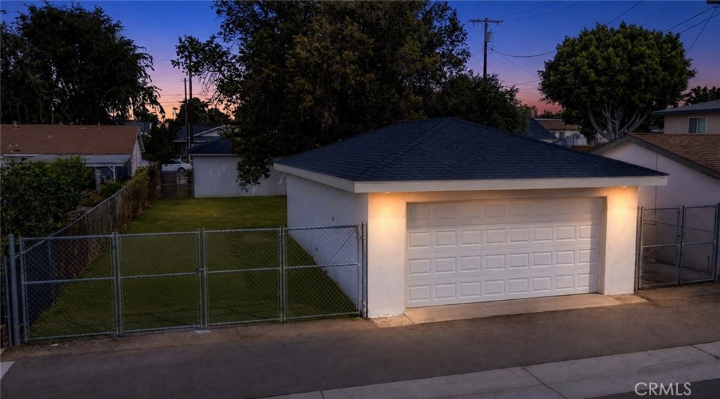 946 Cedar Street