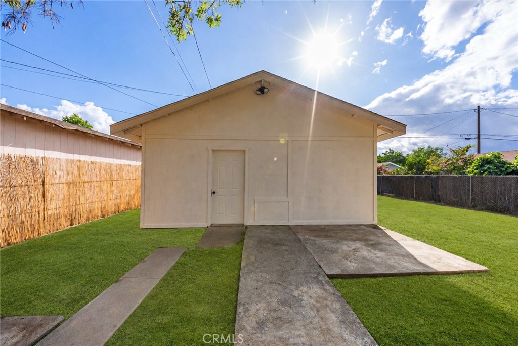946 Cedar Street