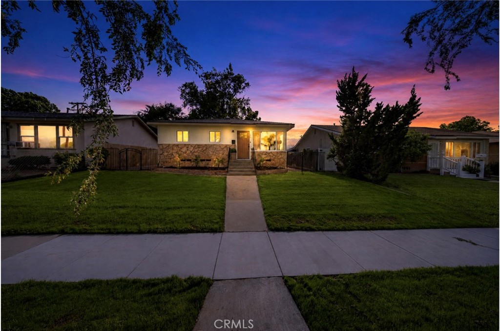 946 Cedar Street