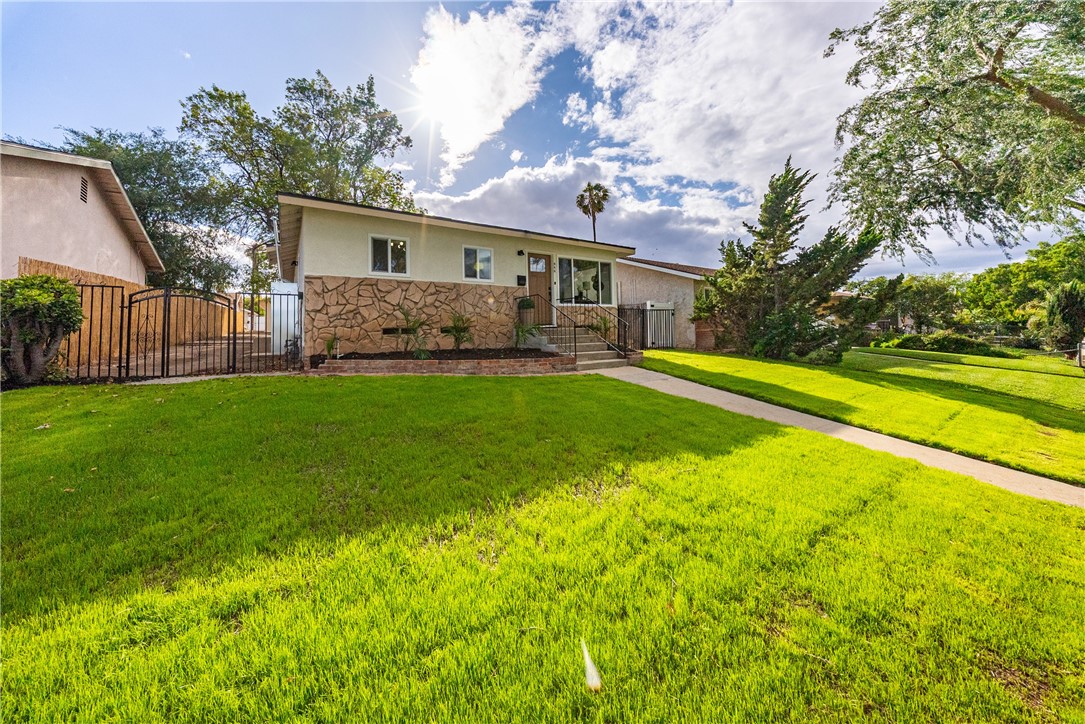 946 Cedar Street