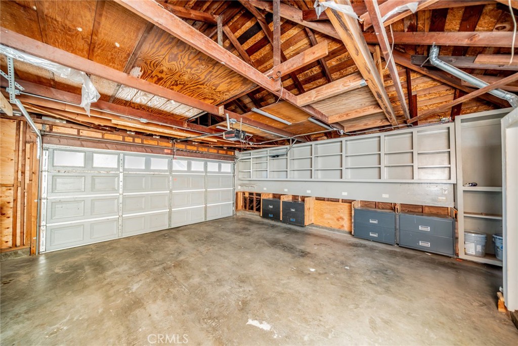 1076 Los Altos Court