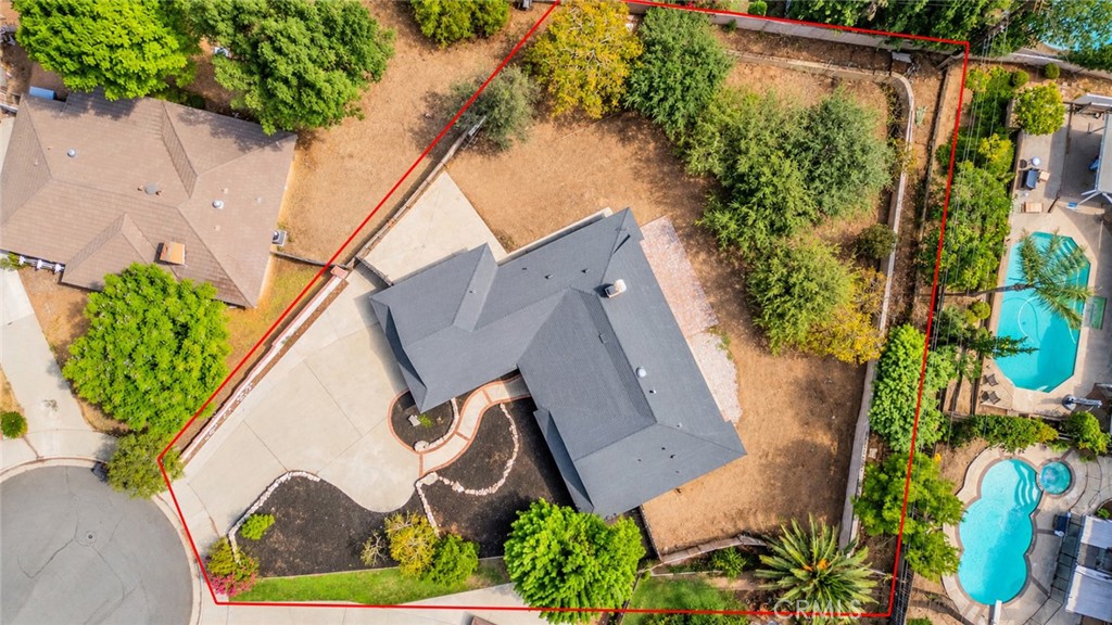 1076 Los Altos Court