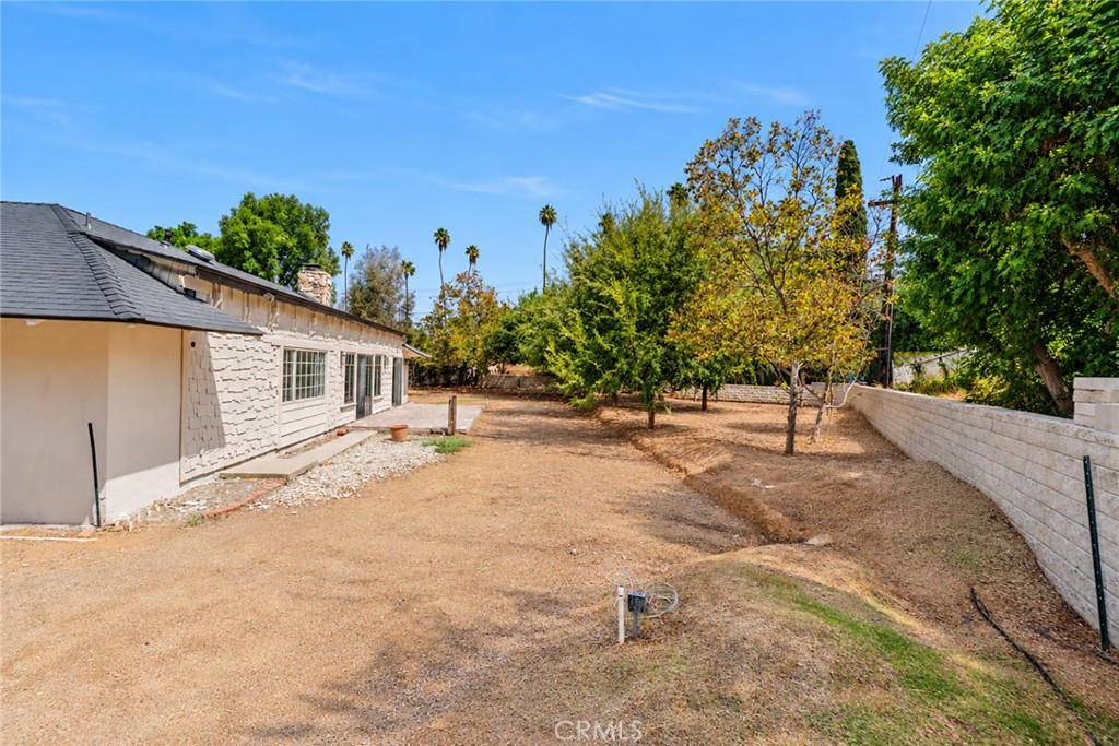 1076 Los Altos Court