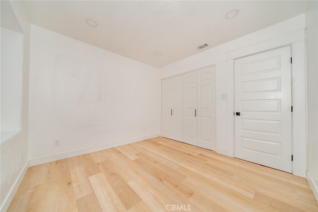 1076 Los Altos Court
