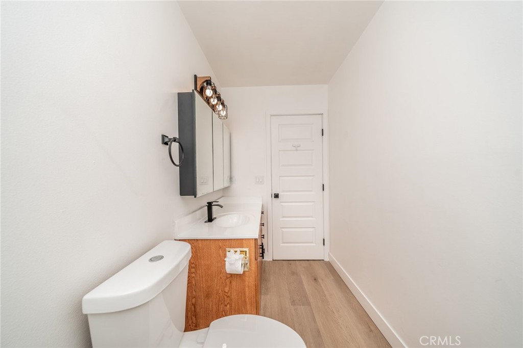 1076 Los Altos Court