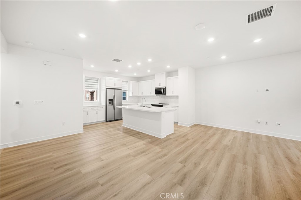 3575 E Indigo Privado