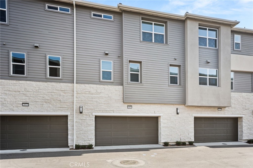 3575 E Indigo Privado