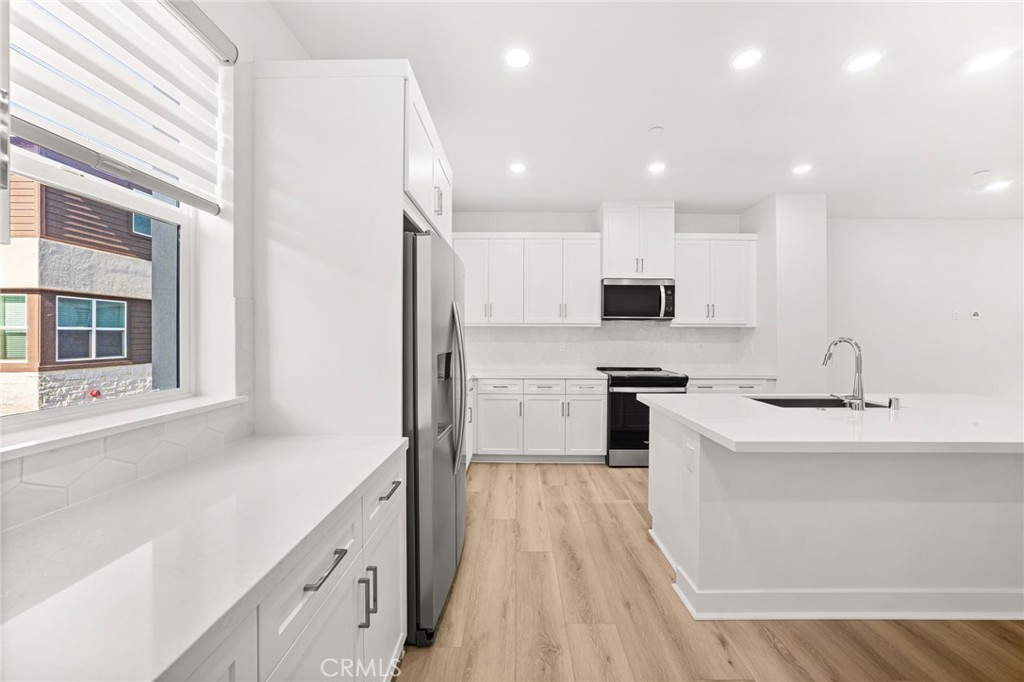 3575 E Indigo Privado