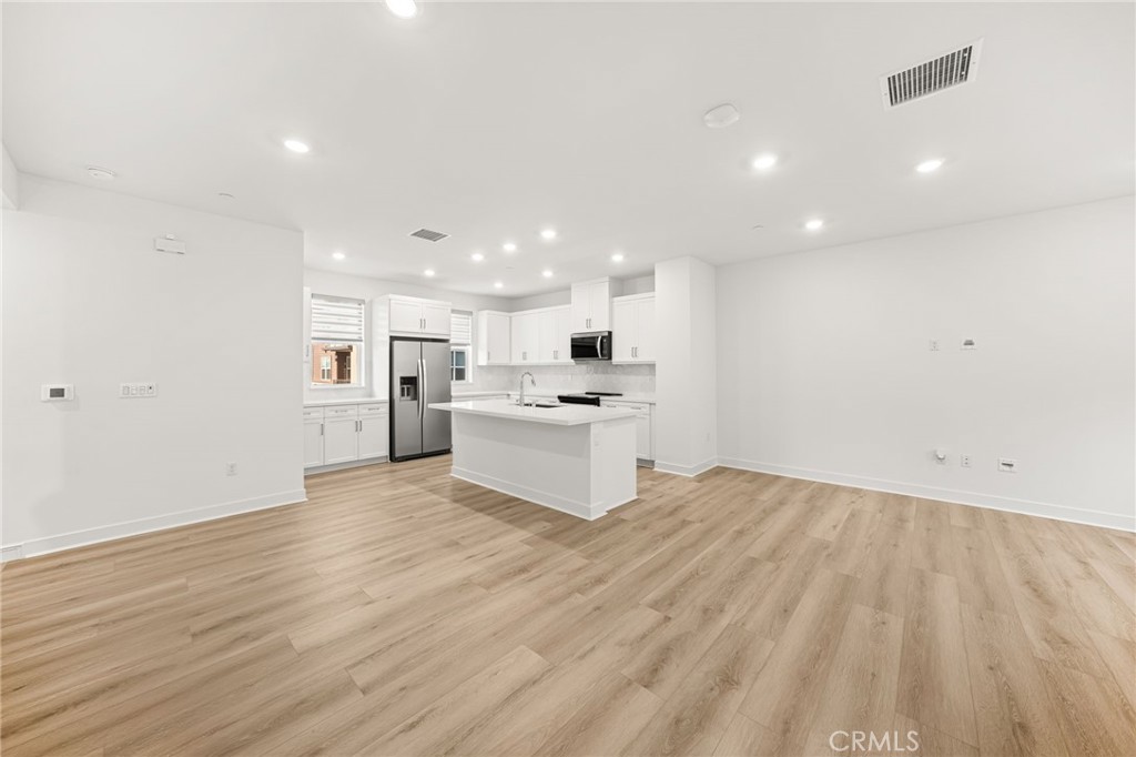 3575 E Indigo Privado