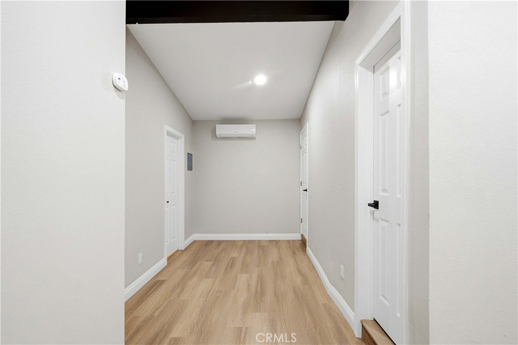 1210 Tejon