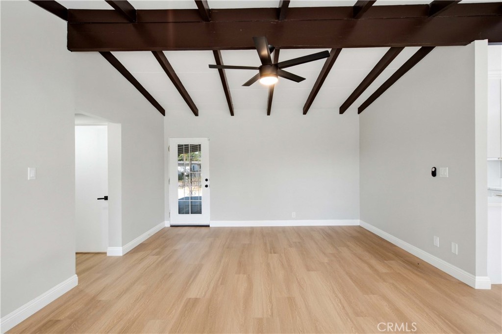 1210 Tejon