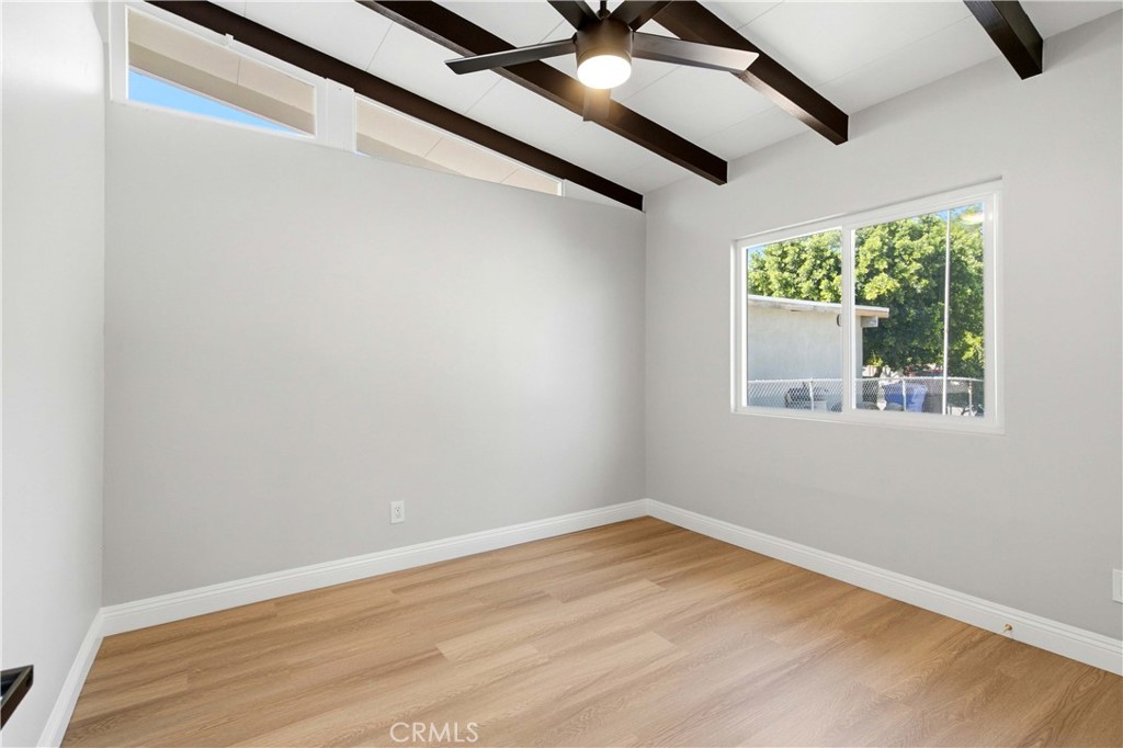 1210 Tejon
