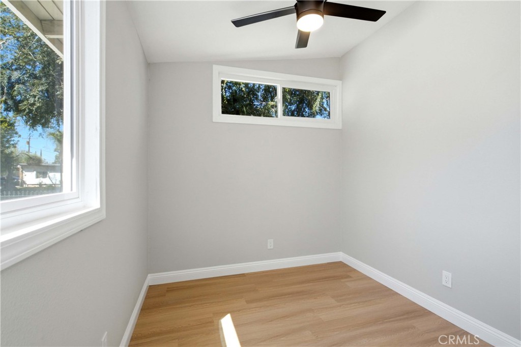 1210 Tejon