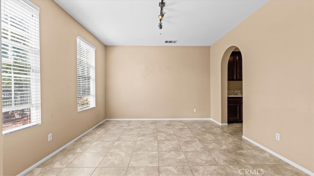 15876 Parkhouse