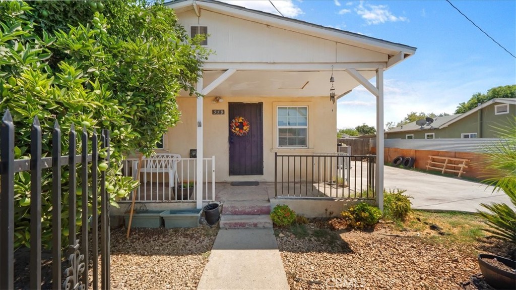 579 Flores Street