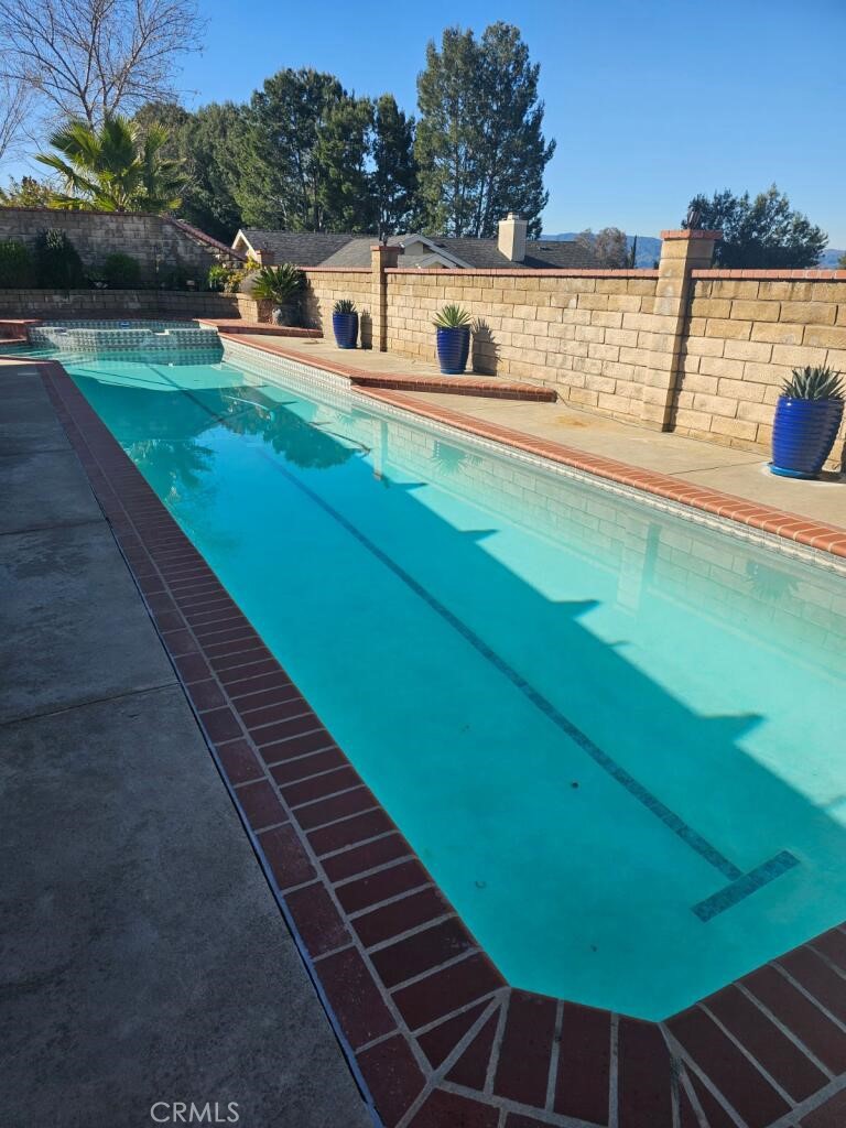 28005 Carnegie Avenue