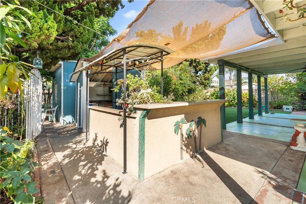 2638 S Sandpiper Avenue