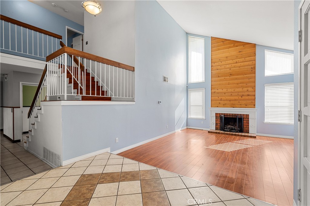 2638 S Sandpiper Avenue