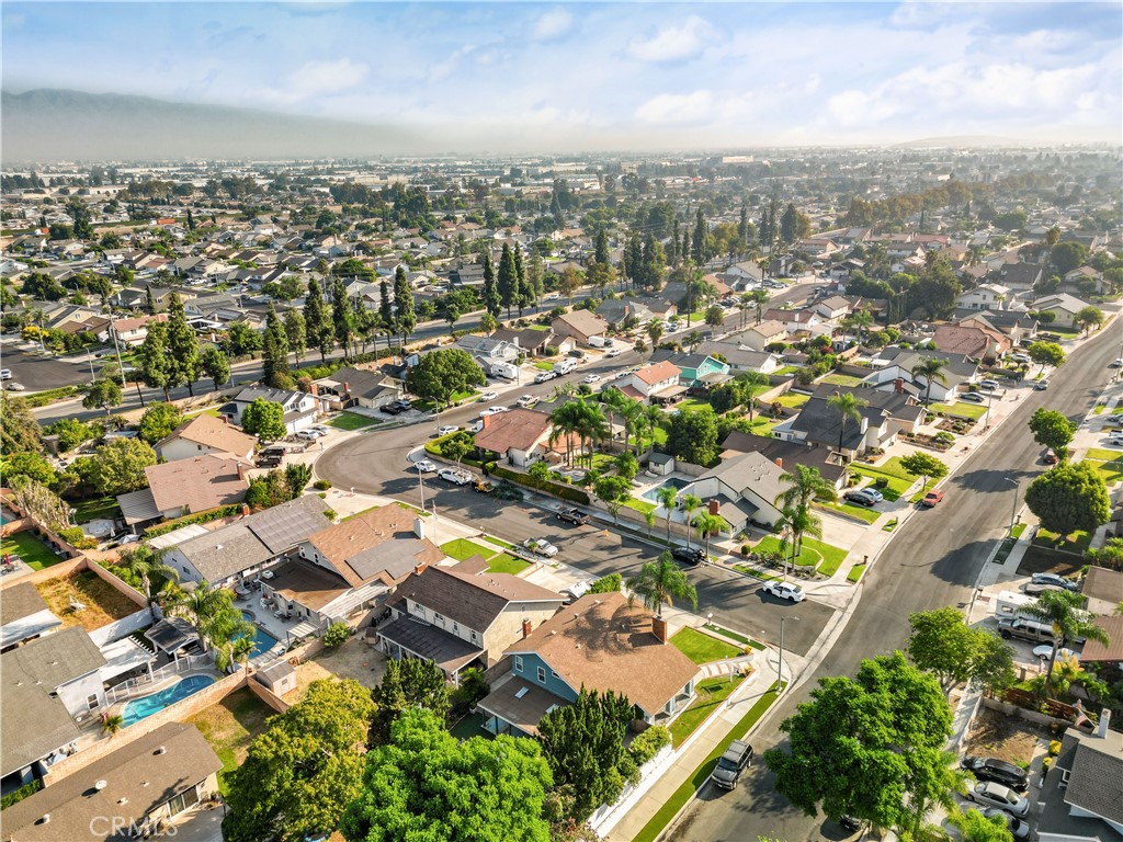 2638 S Sandpiper Avenue