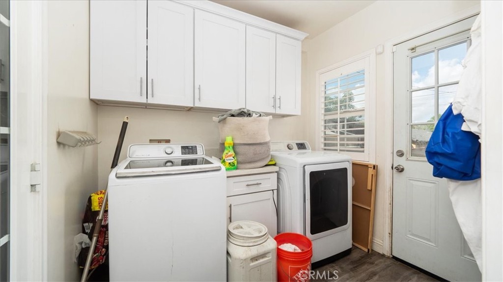 1027 6th Street