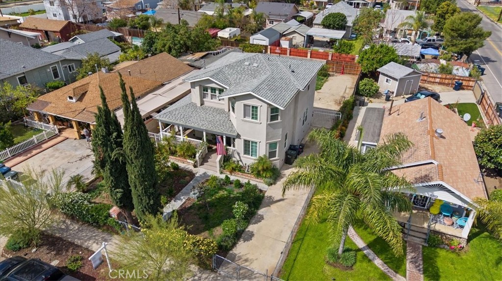 1027 6th Street