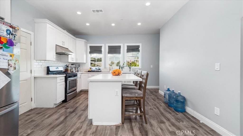 1027 6th Street