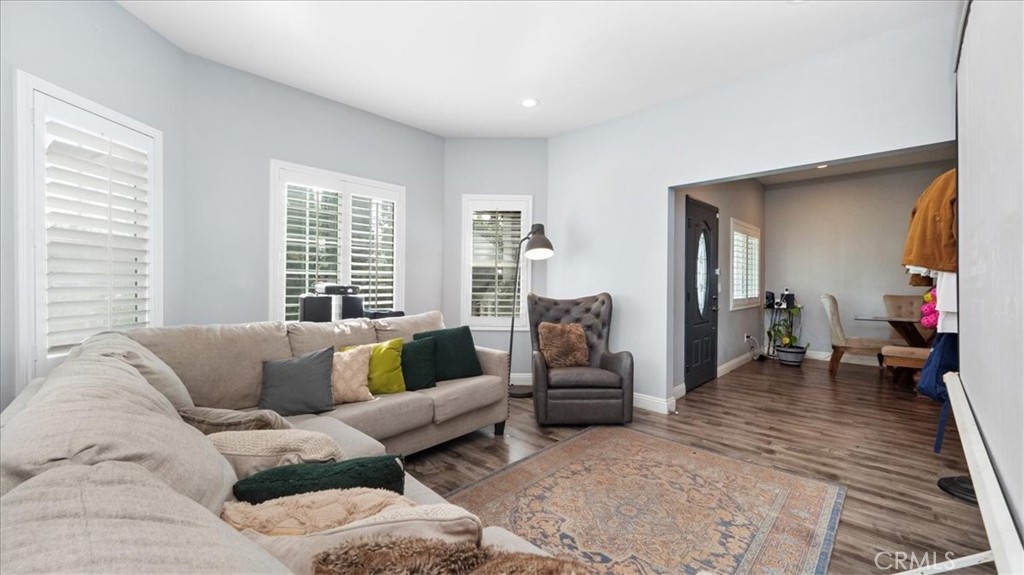1027 6th Street