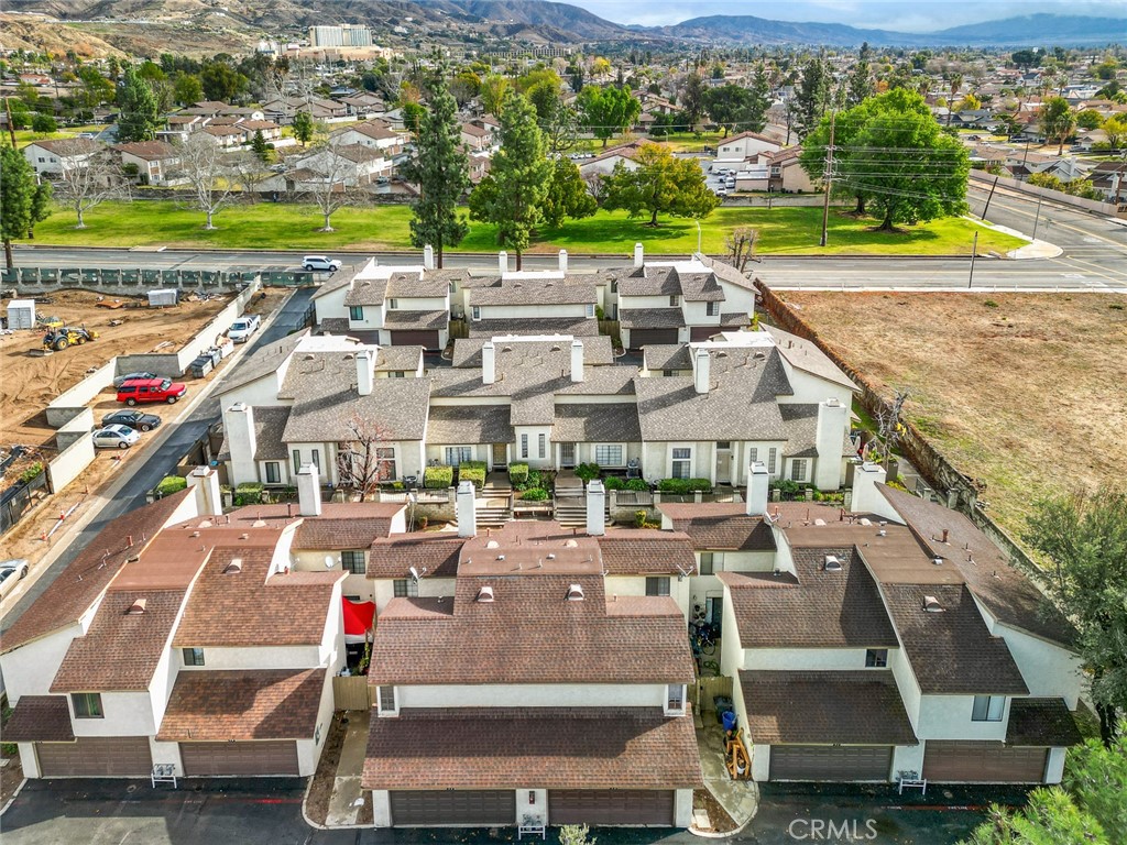 1974 E Lynwood Drive 3E