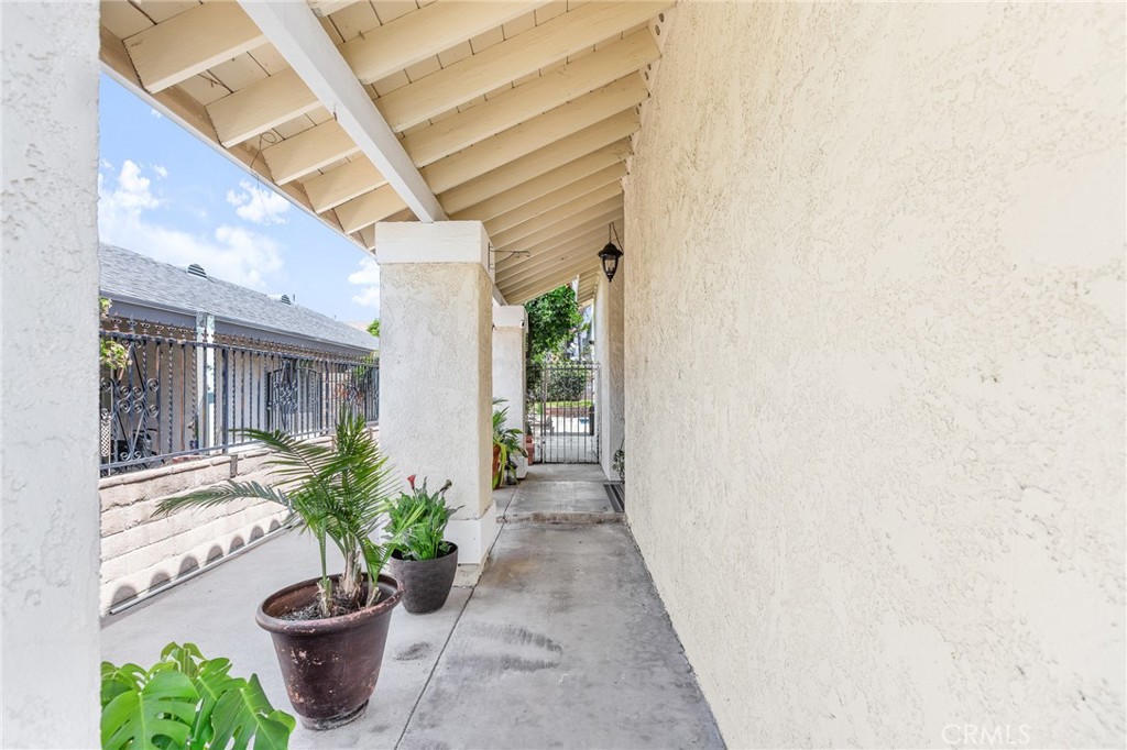 1465 E Tam O Shanter Street