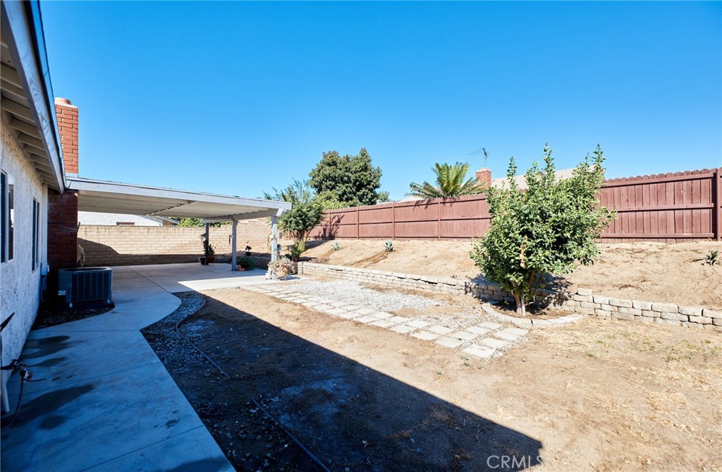 2009 E Saint Andrews Drive