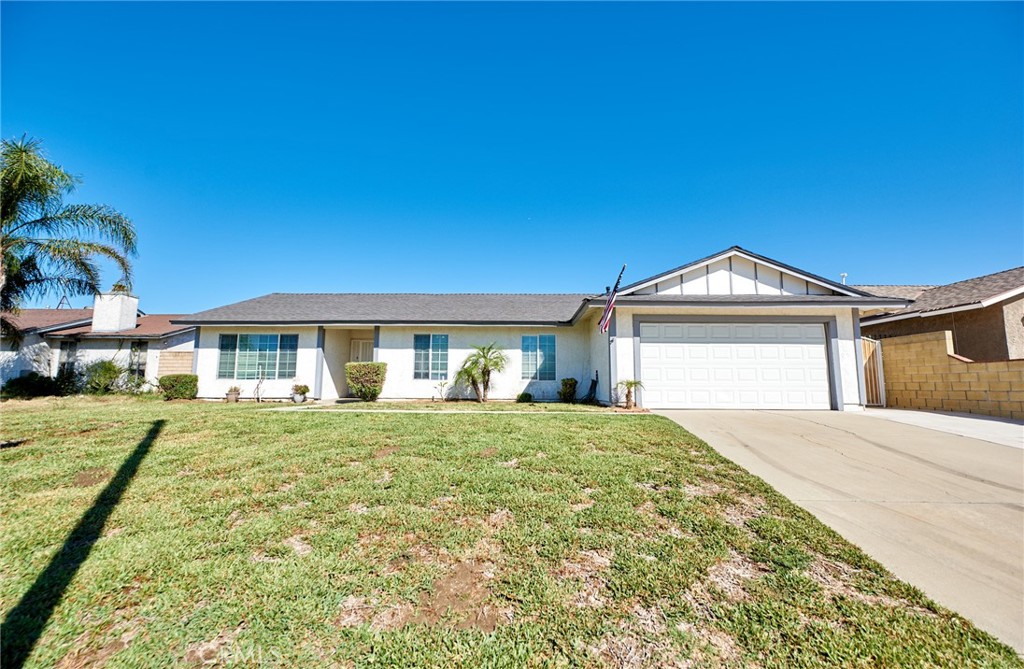 2009 E Saint Andrews Drive