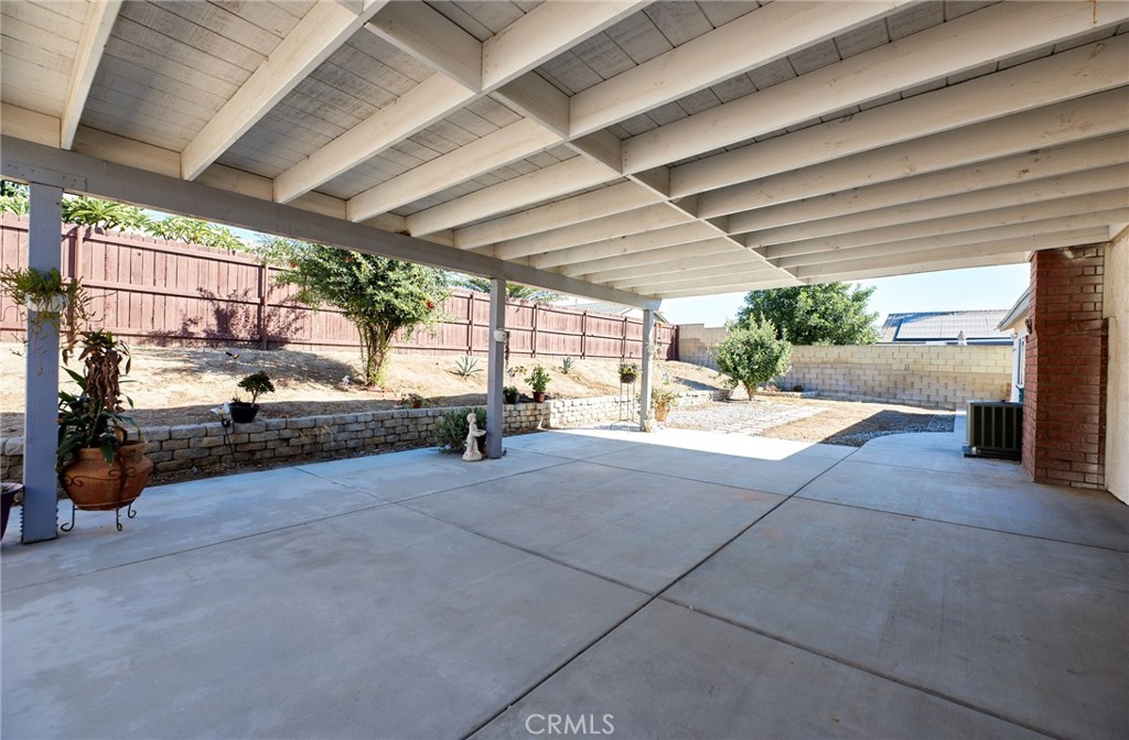 2009 E Saint Andrews Drive