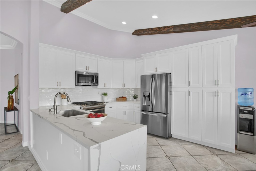 30413 Avenida Caylee