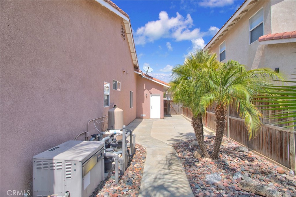 30413 Avenida Caylee