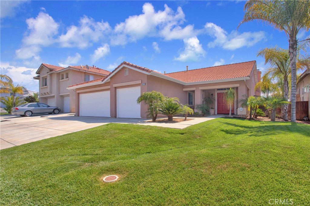 30413 Avenida Caylee