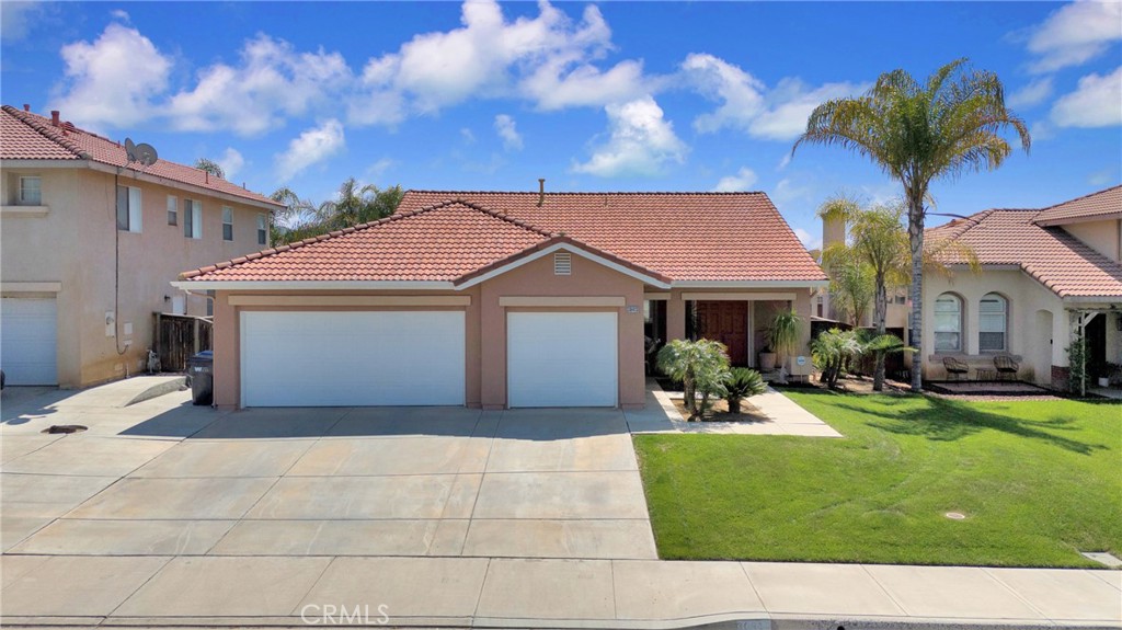 30413 Avenida Caylee