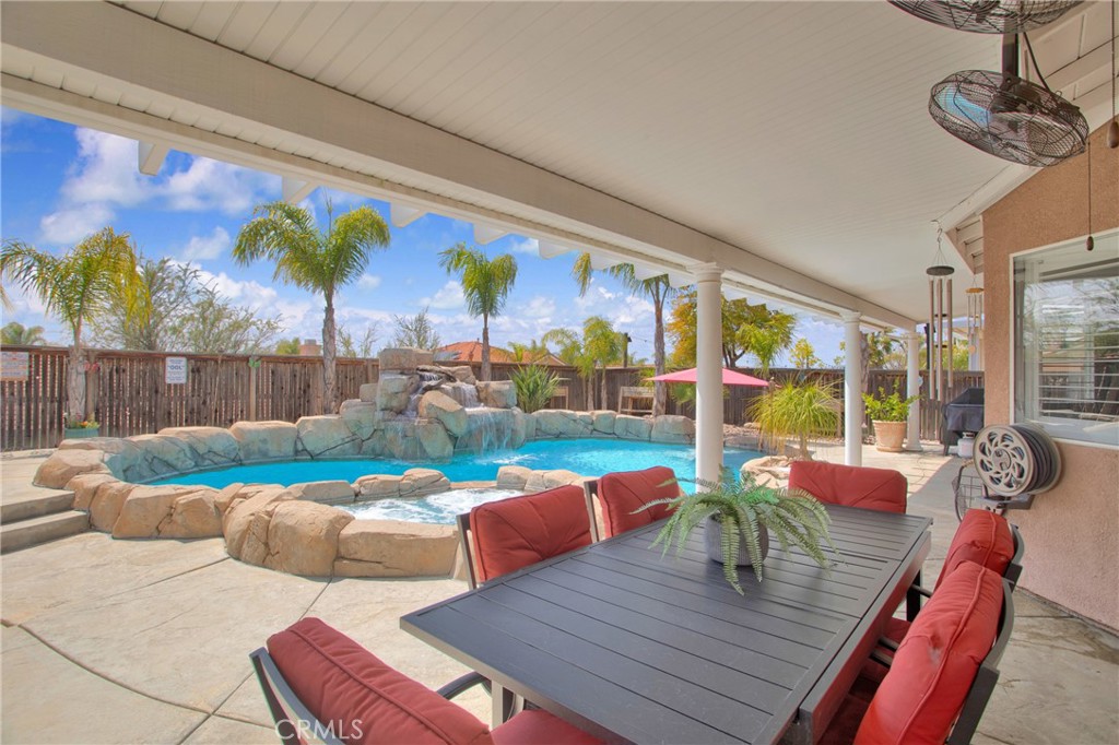 30413 Avenida Caylee
