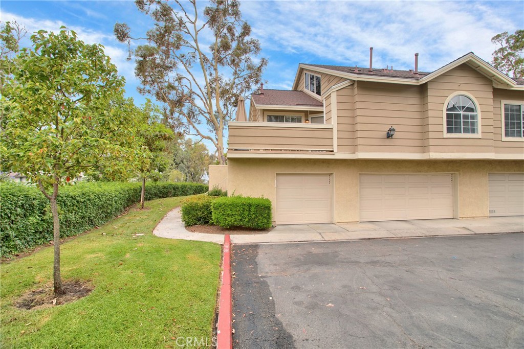 21045 Flower Glen 89