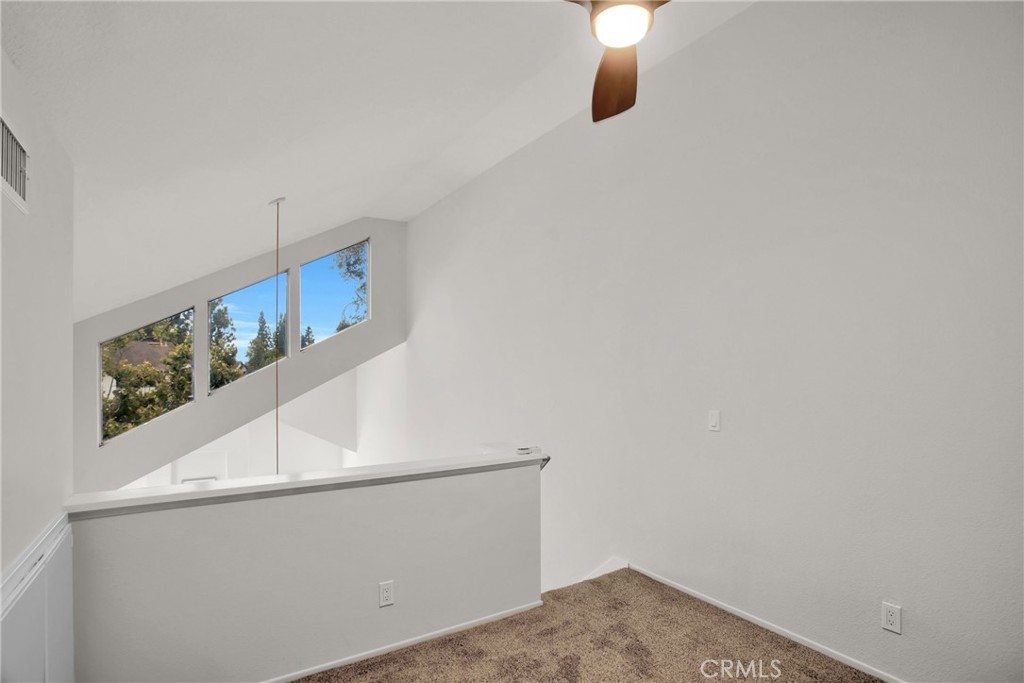 21045 Flower Glen 89