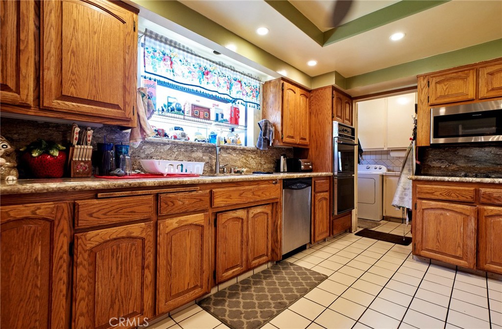 3137 Valencia Avenue